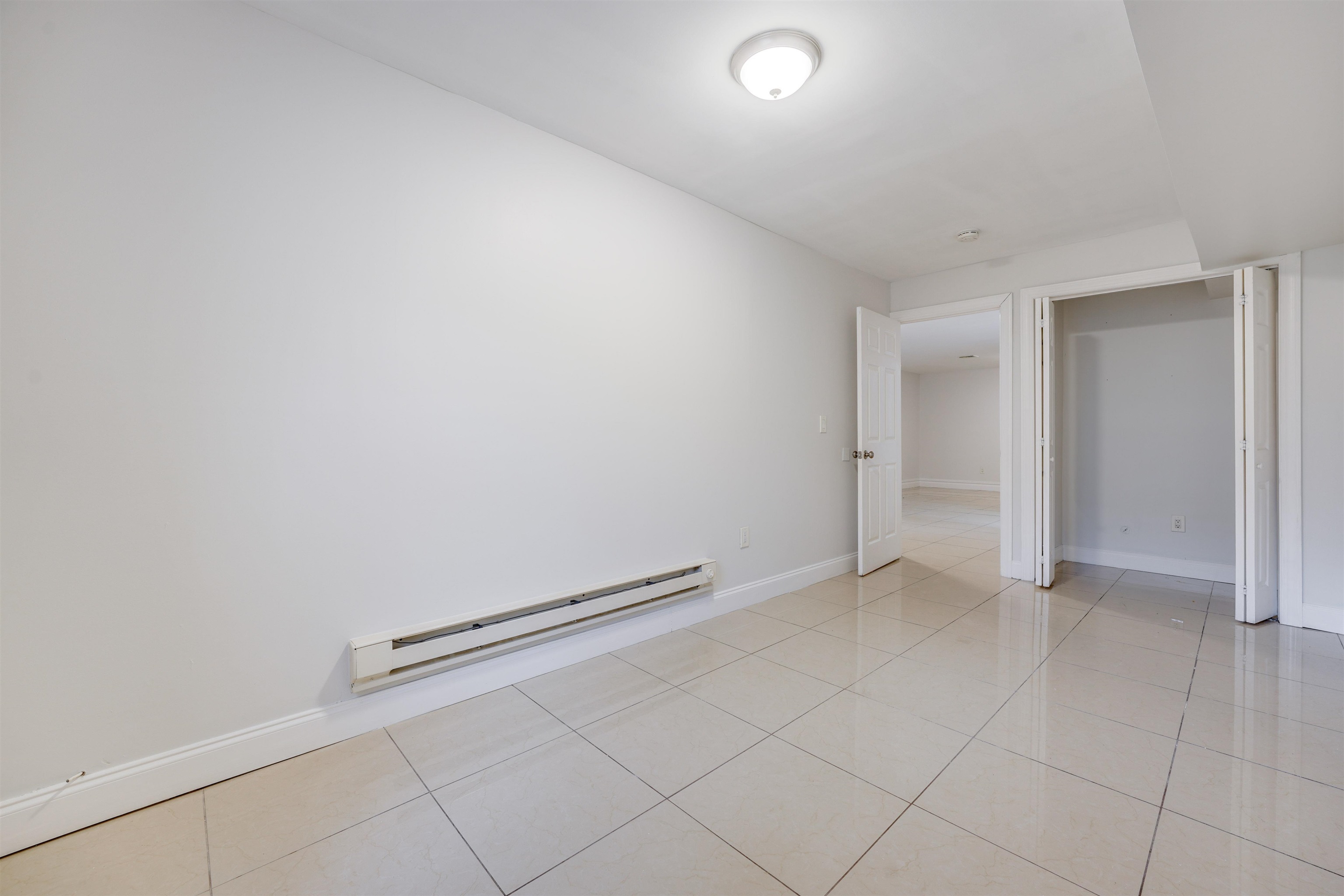 28 VAN CLEEF ST Unit G
