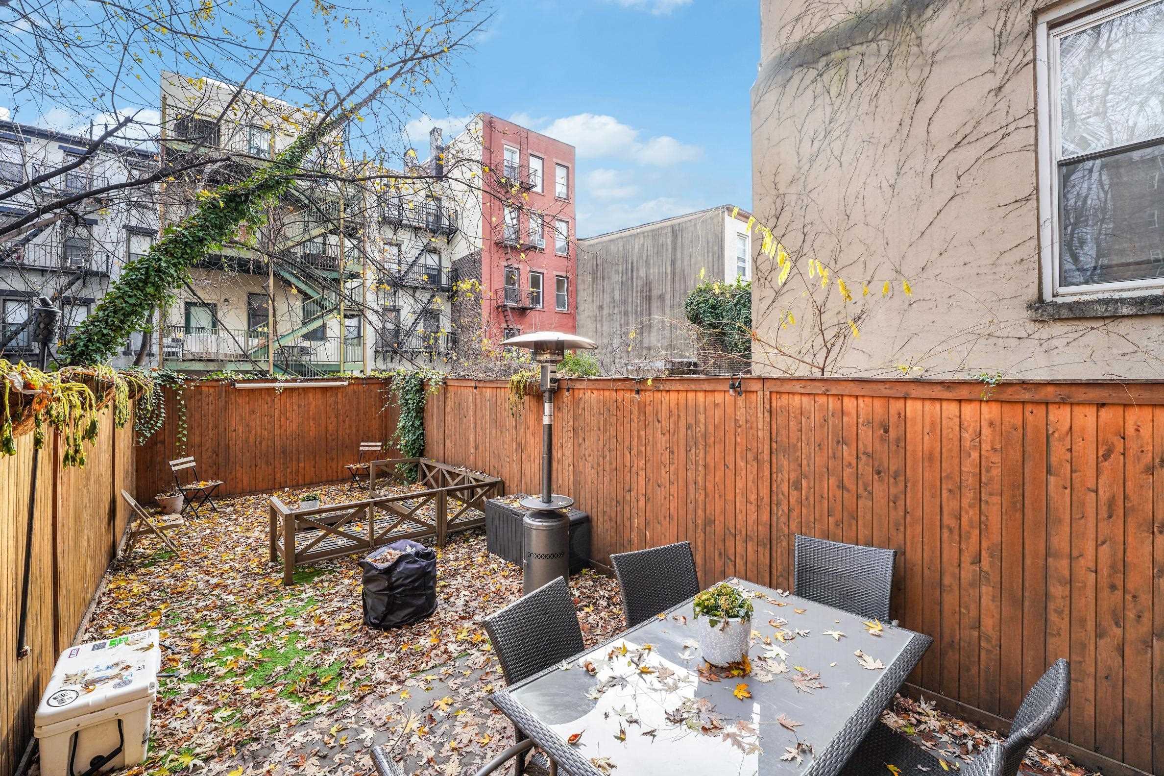917 WILLOW AVE Unit 1S