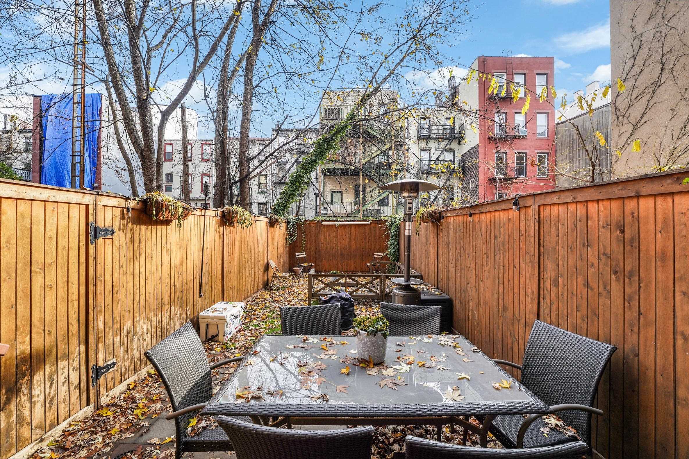 917 WILLOW AVE Unit 1S