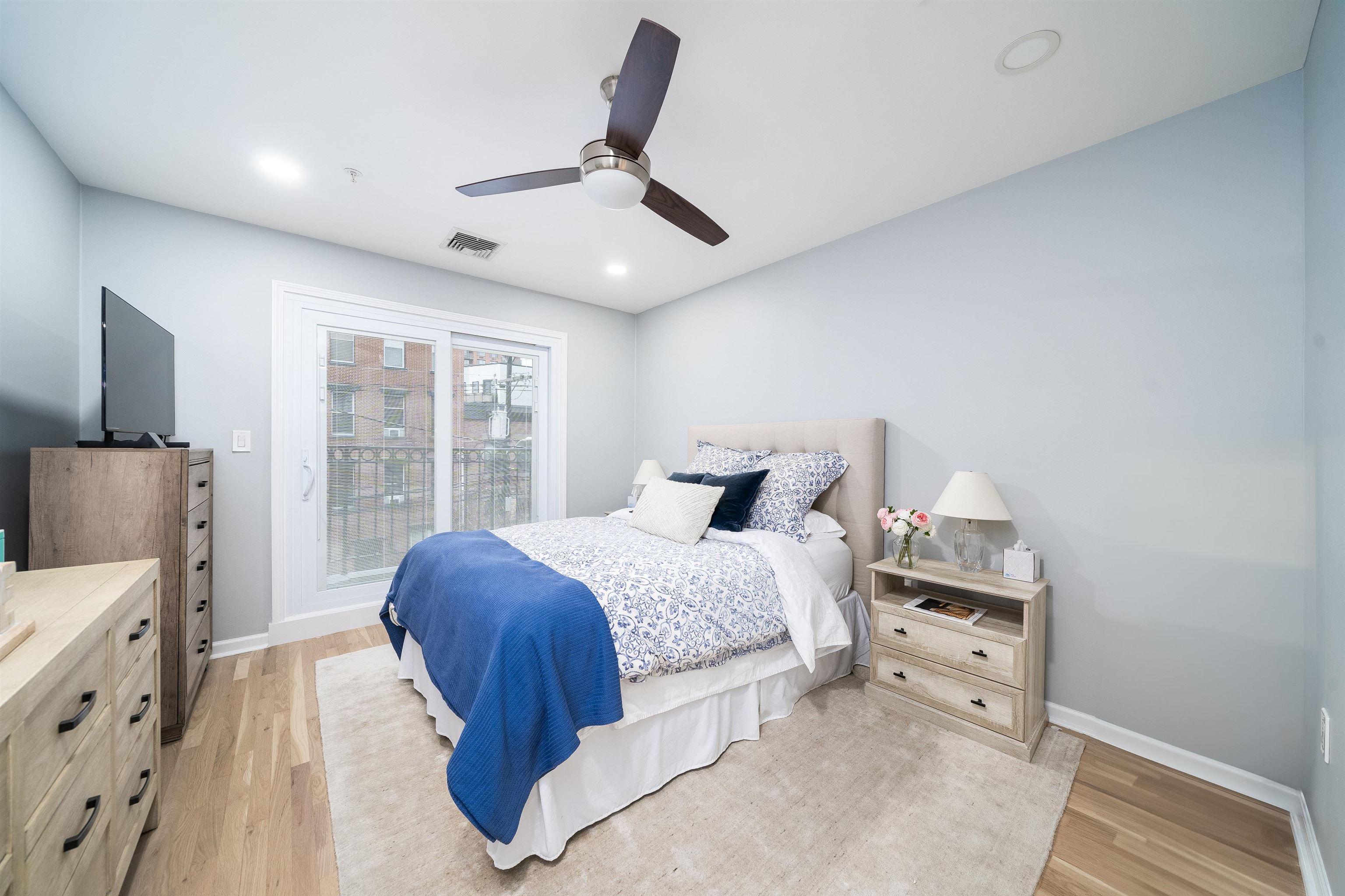 62 JEFFERSON ST Unit: B