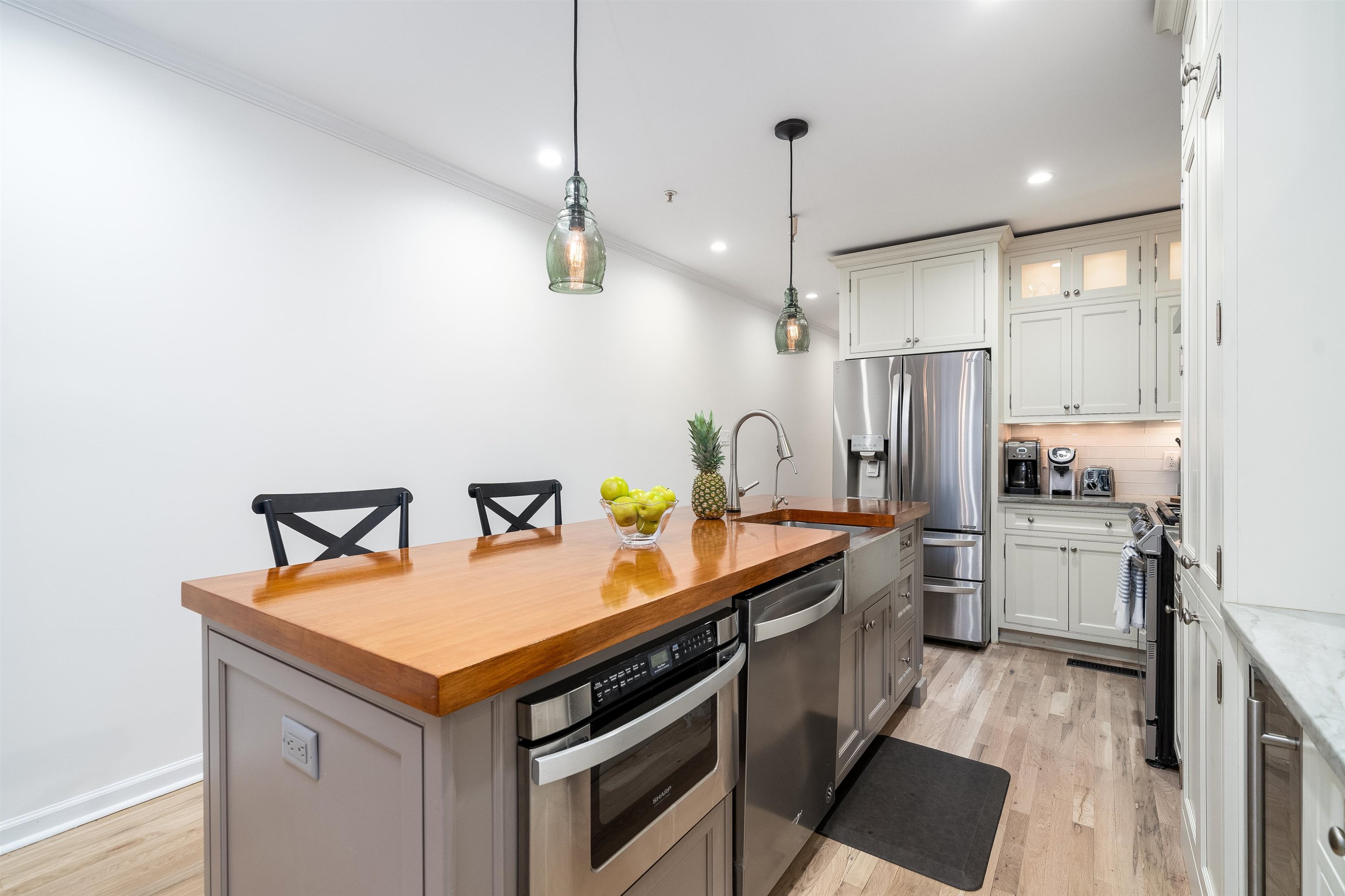 62 JEFFERSON ST Unit: B