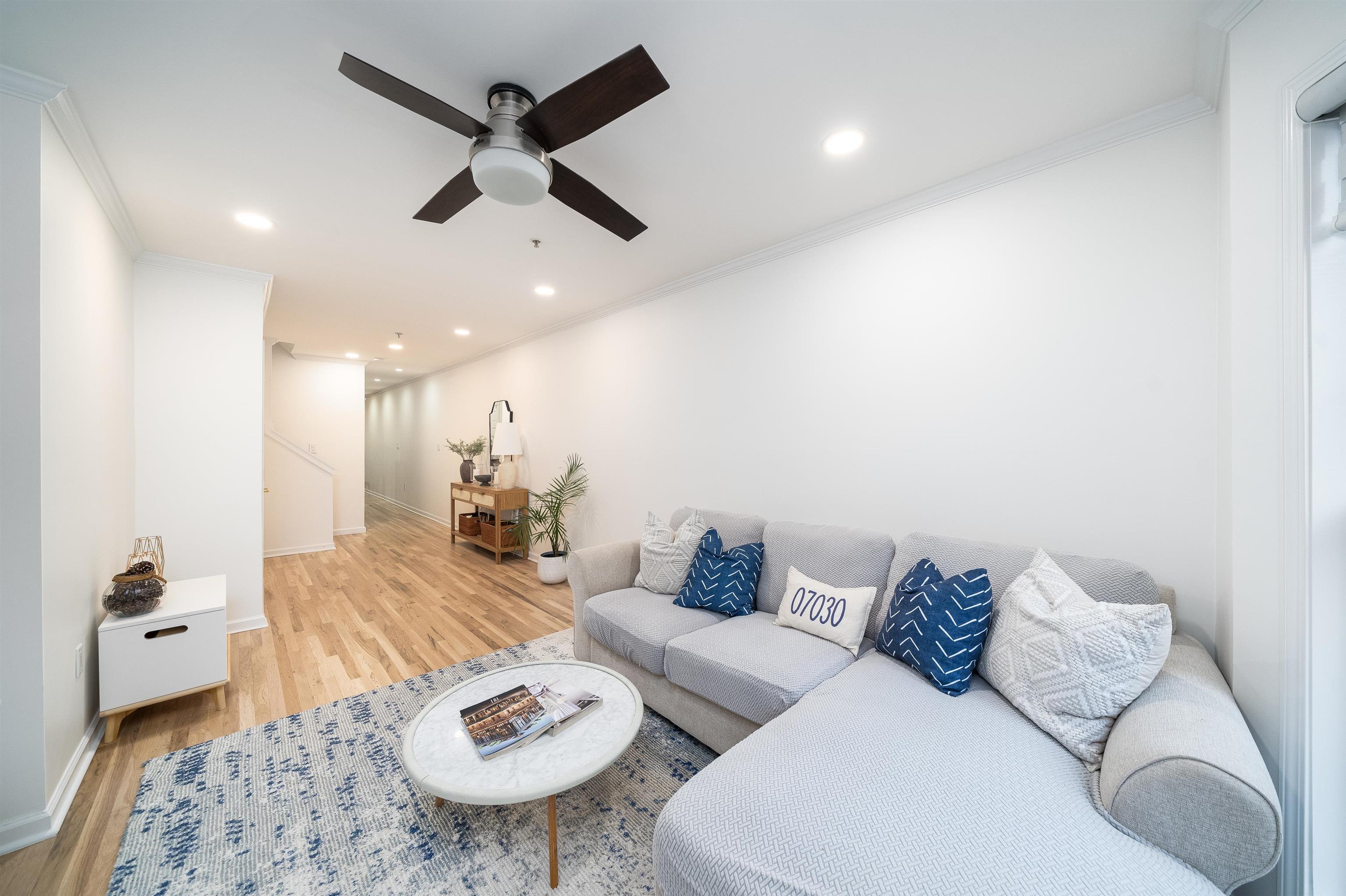 62 JEFFERSON ST Unit: B