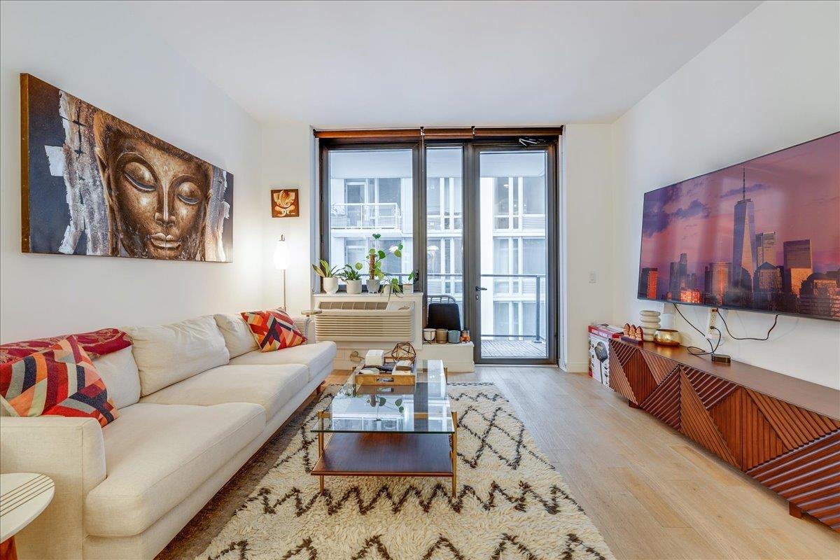 160 1ST ST Unit 713