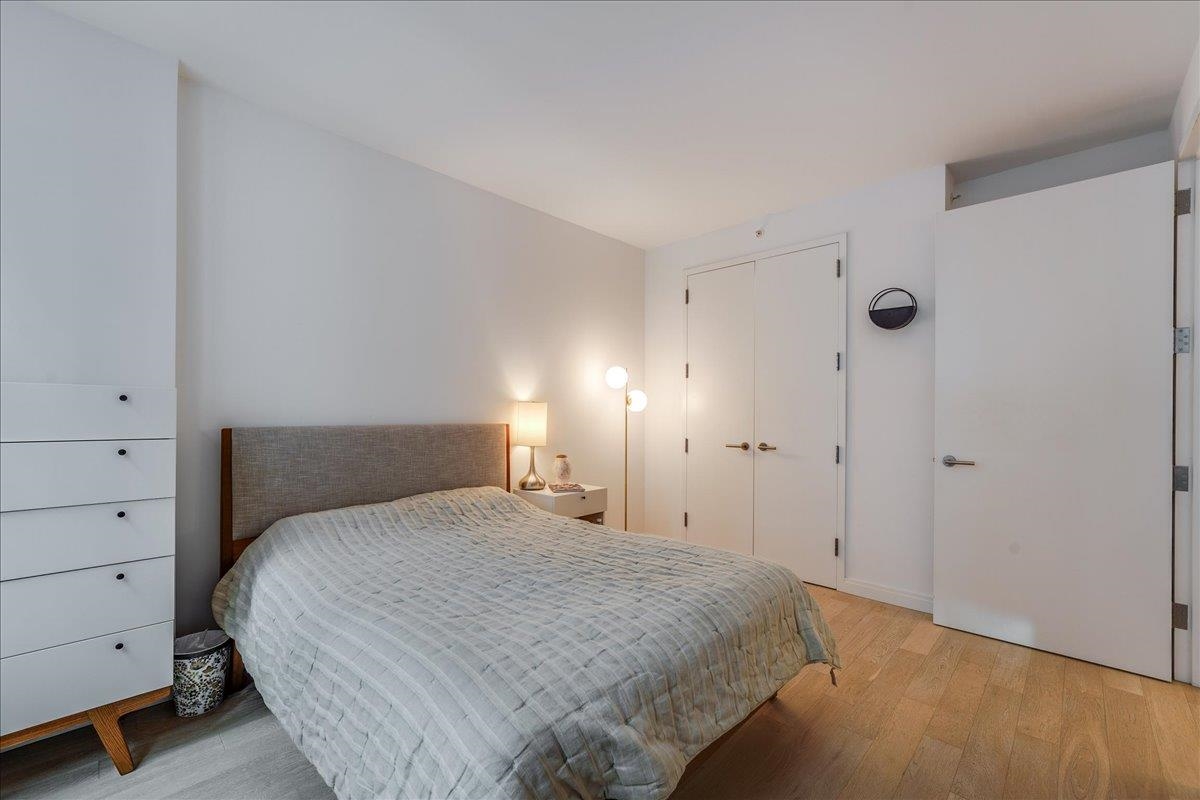160 1ST ST Unit 713