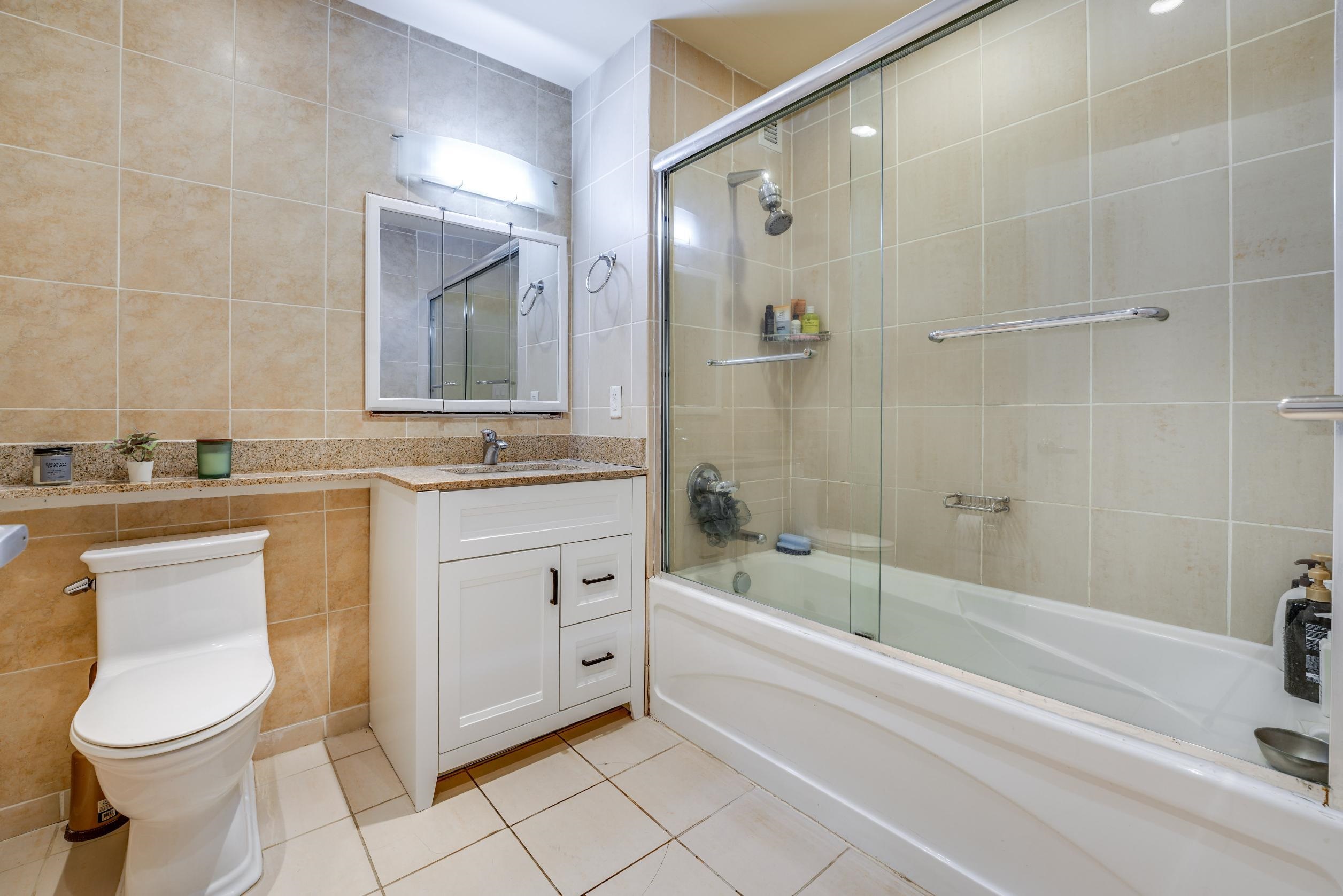 20 NEWPORT PARKWAY Unit 2505
