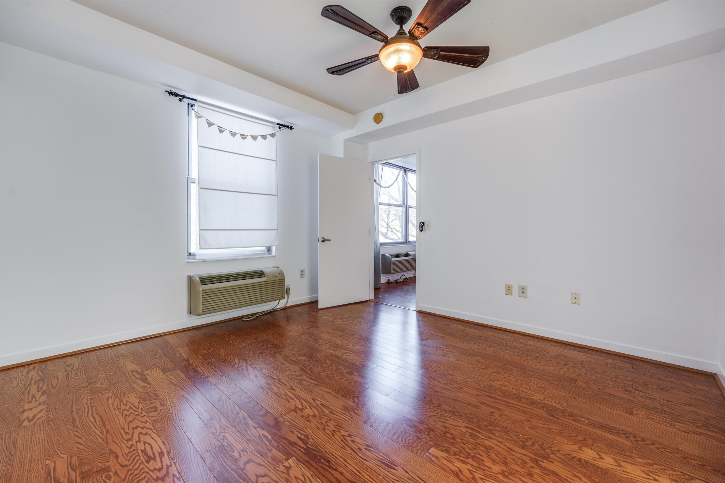 149 ESSEX ST Unit 2R