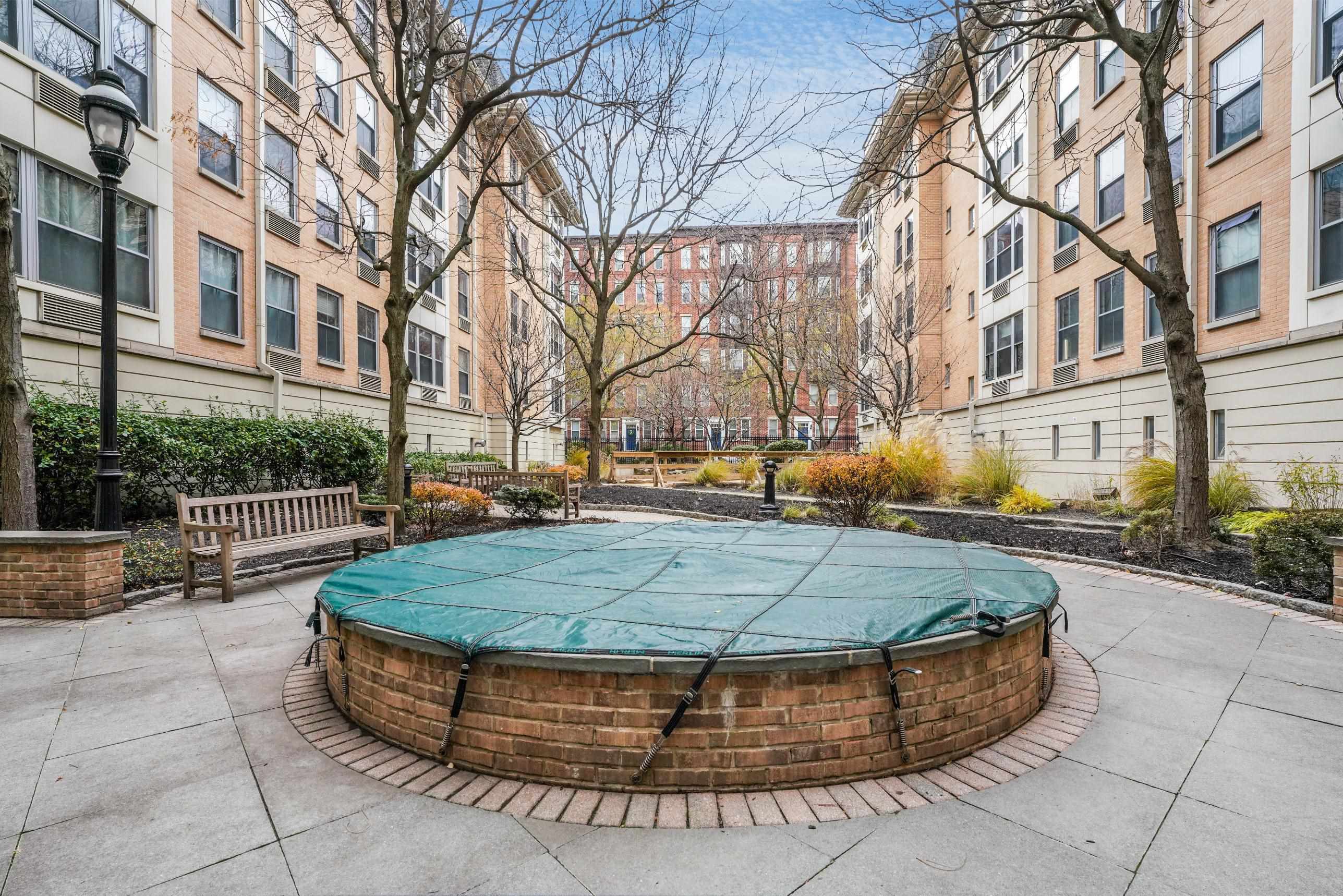 149 ESSEX ST Unit 2R