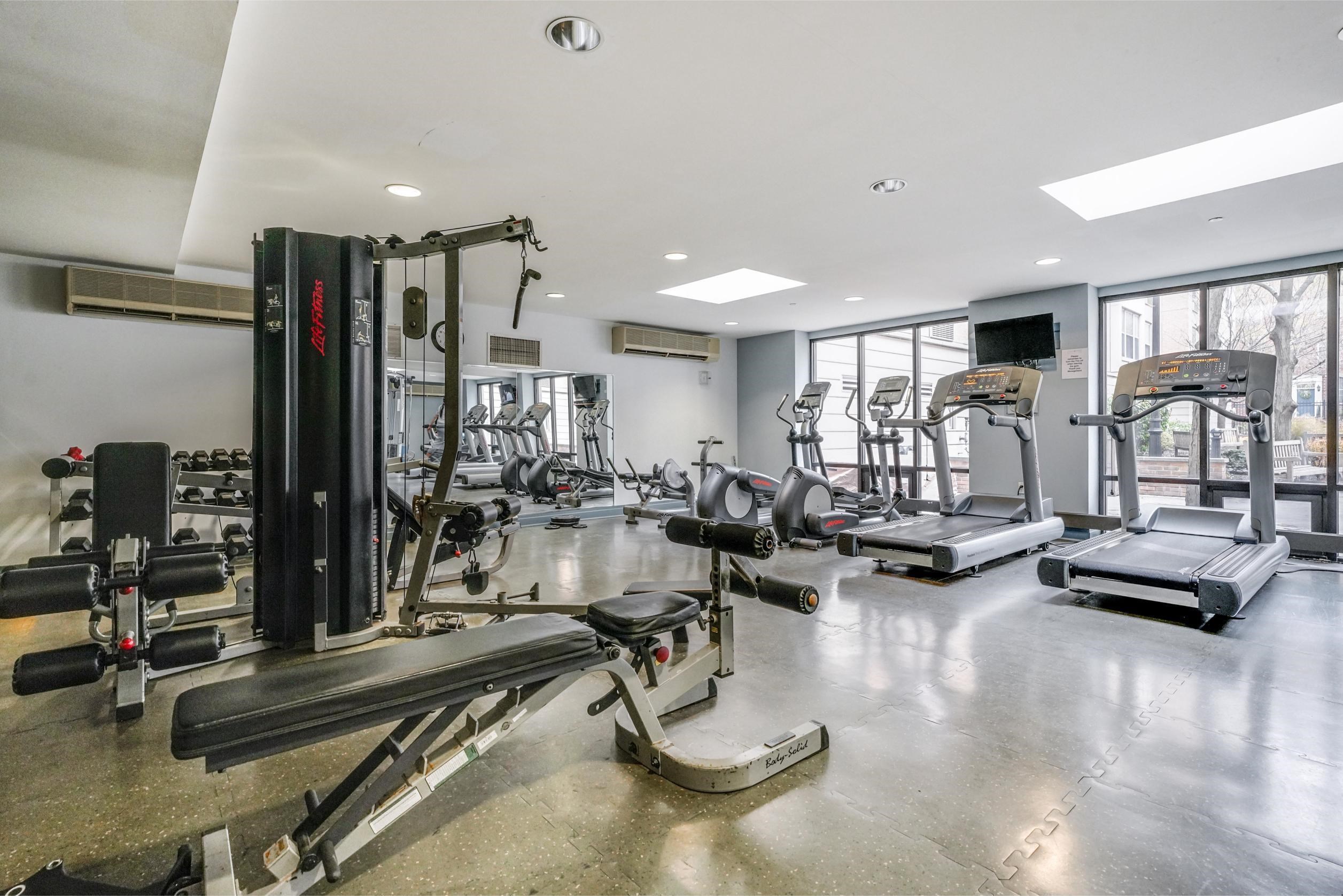 149 ESSEX ST Unit 2R