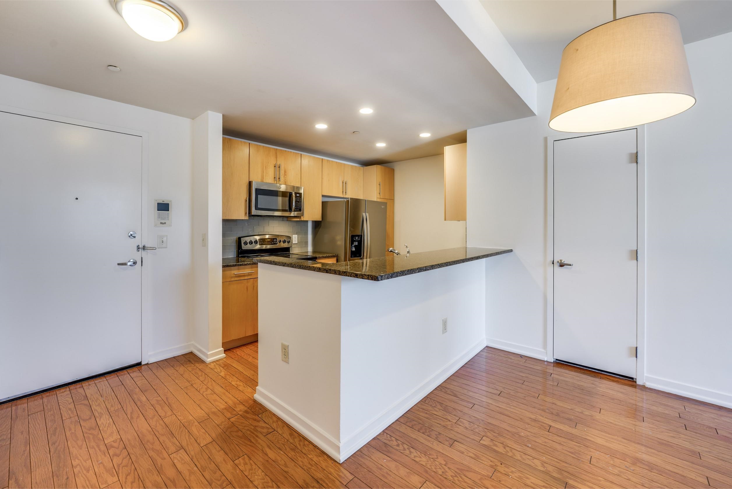 149 ESSEX ST Unit 2R