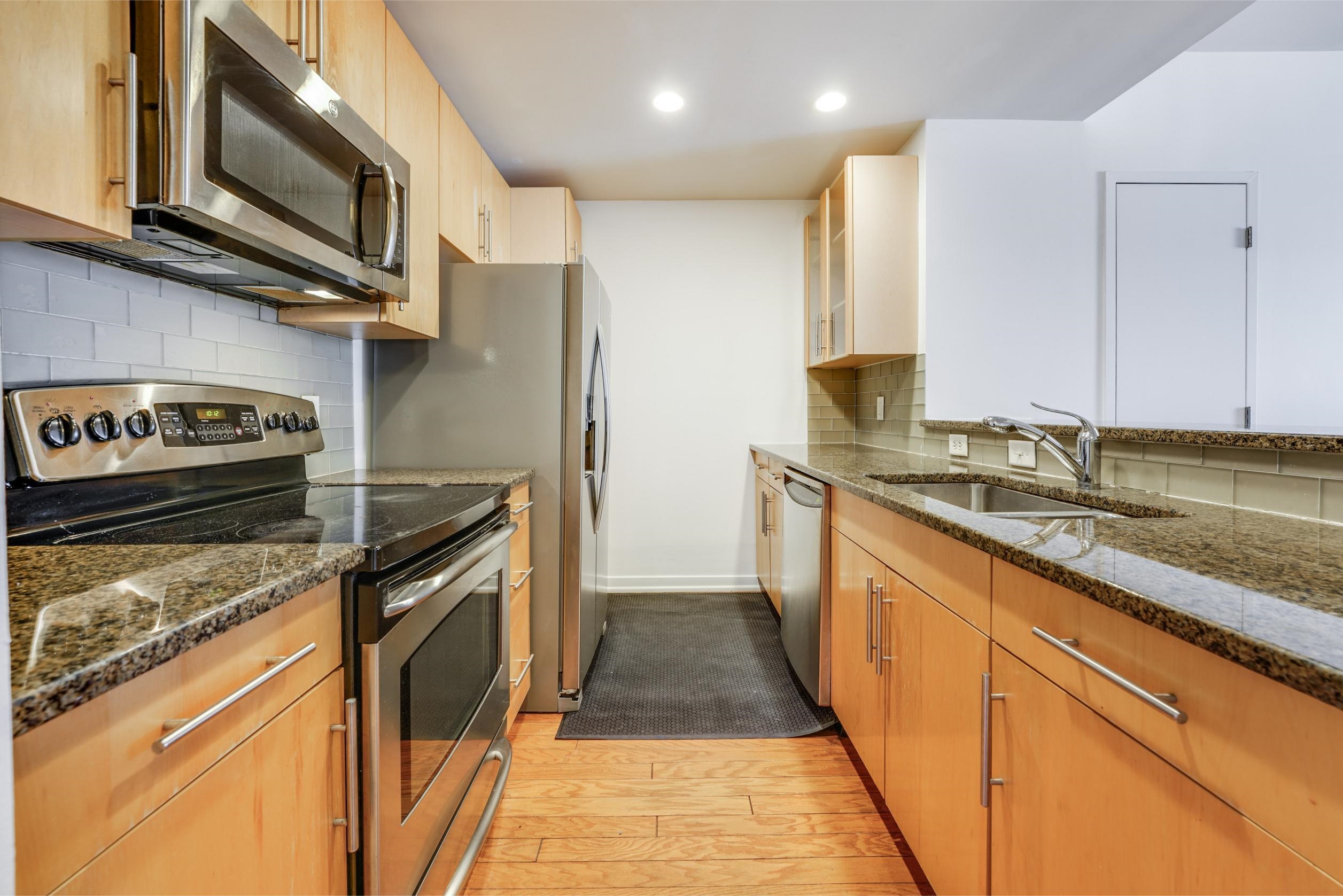 149 ESSEX ST Unit 2R