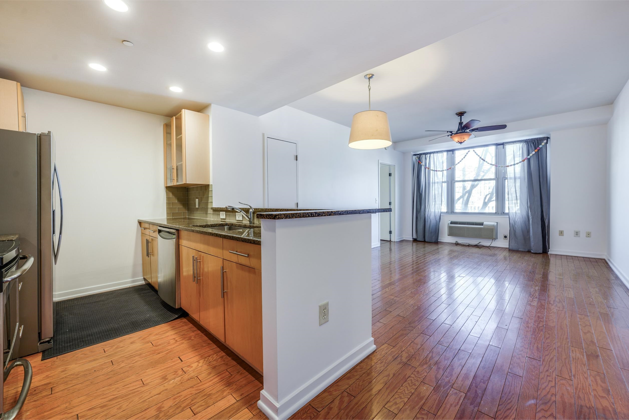 149 ESSEX ST Unit 2R