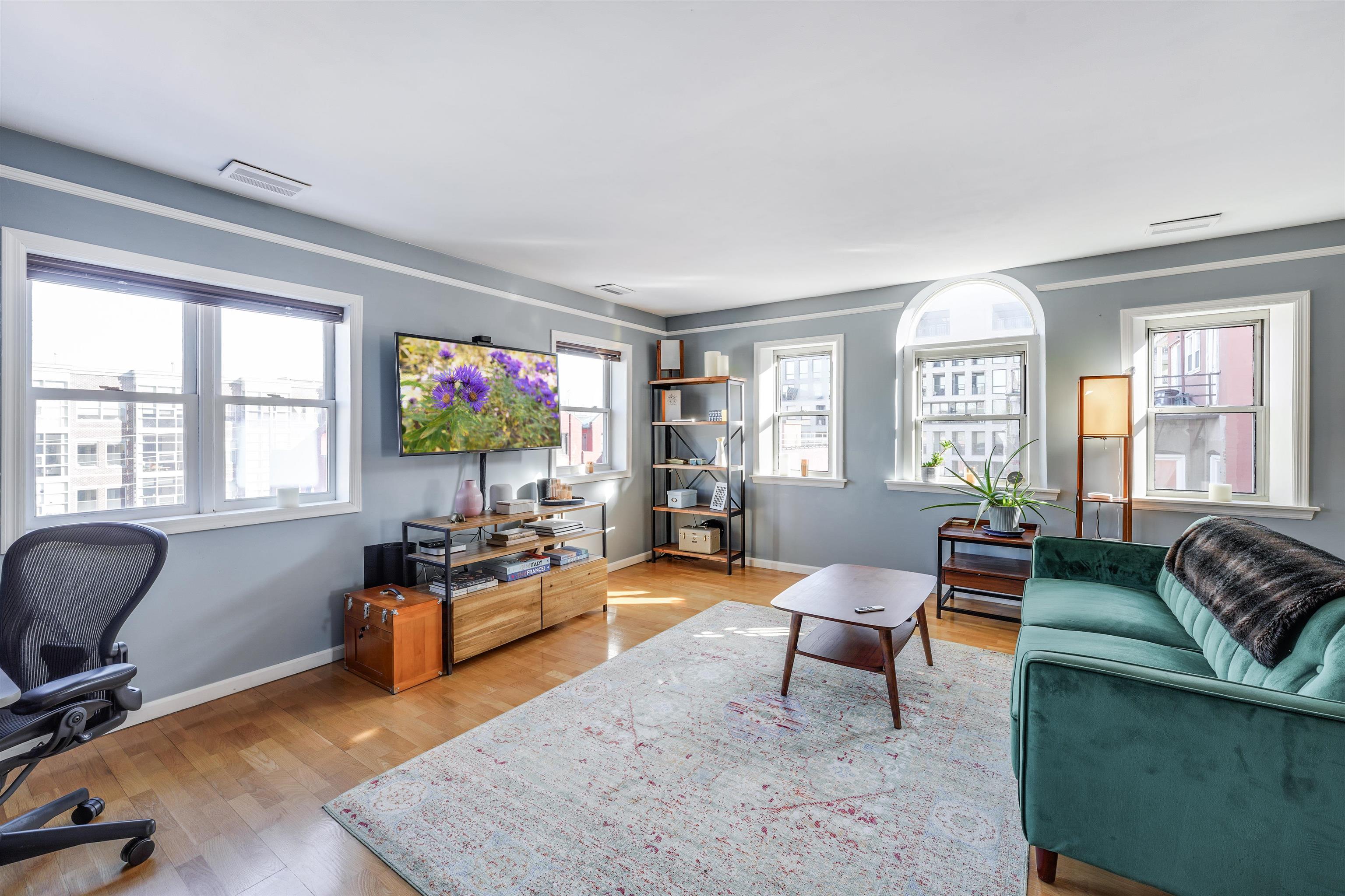 238-240 9TH ST Unit 14