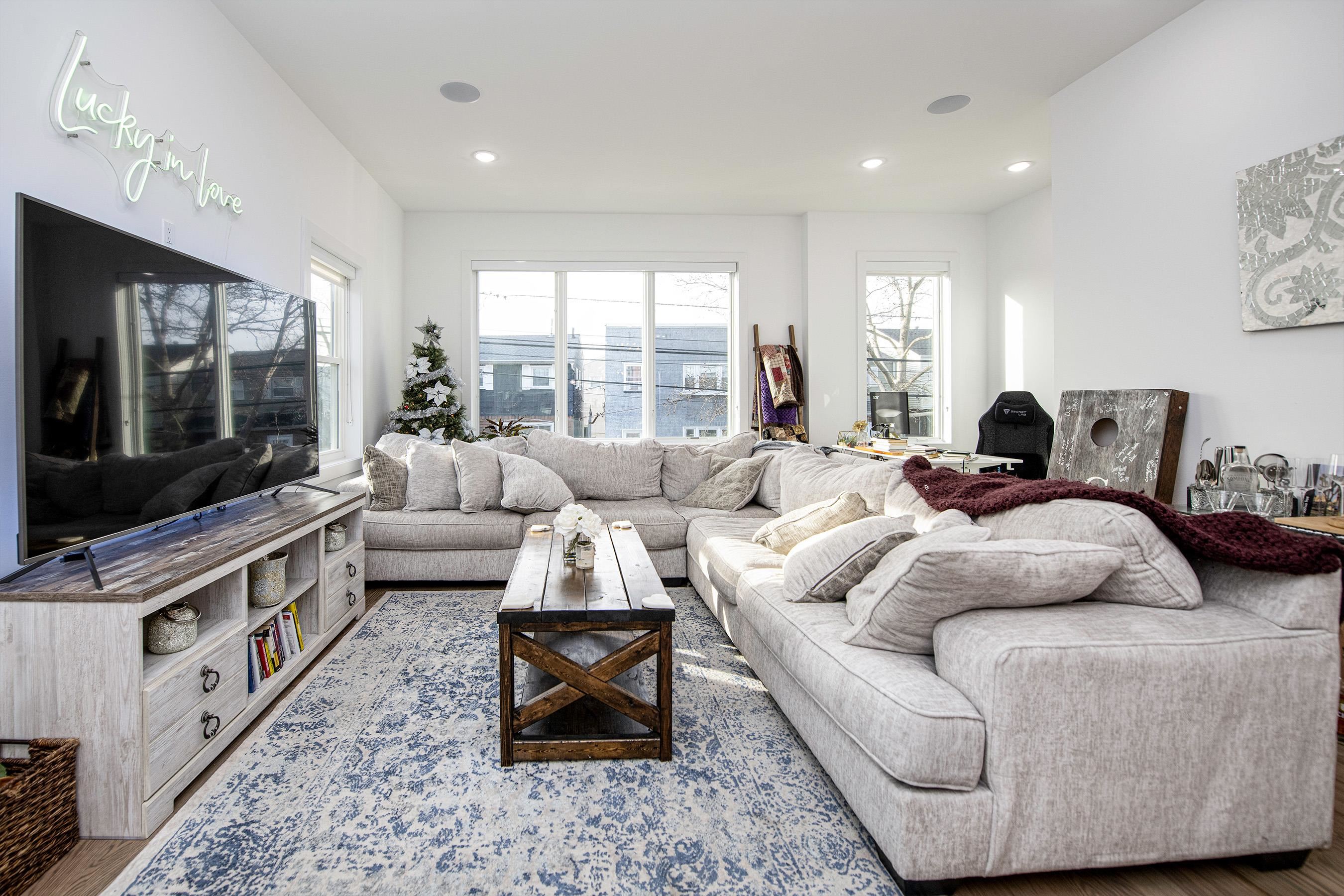 296 CLENDENNY AVE Unit 1