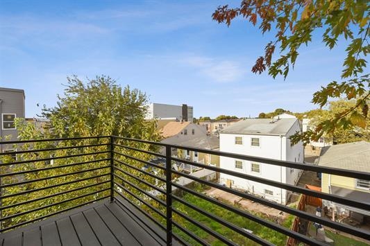 296 CLENDENNY AVE Unit 1
