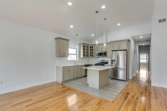 170 WEBSTER AVE Unit: 2
