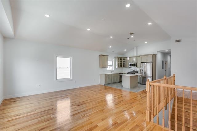 170 WEBSTER AVE Unit: 2