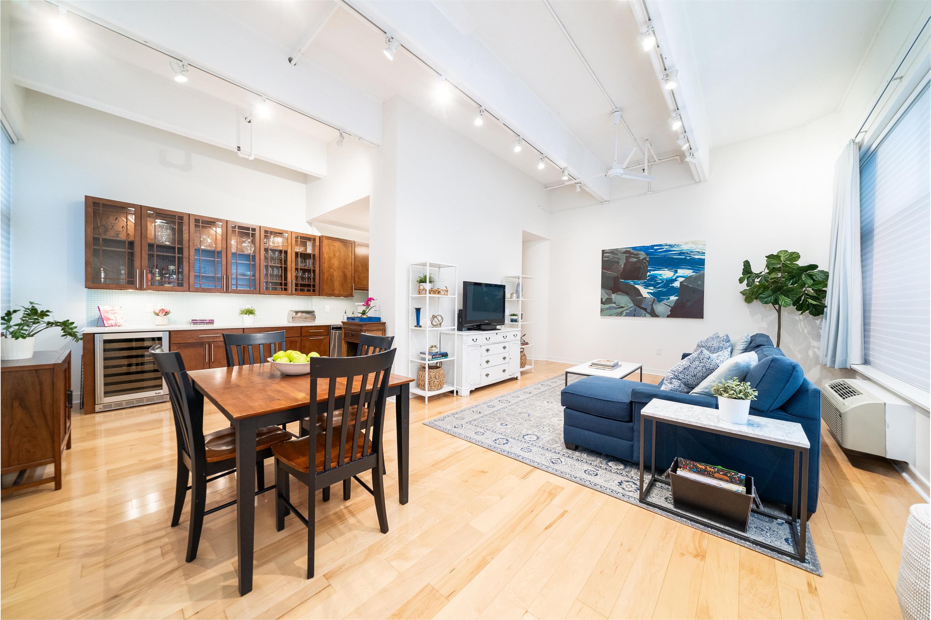 1500 WASHINGTON ST Unit: 2R