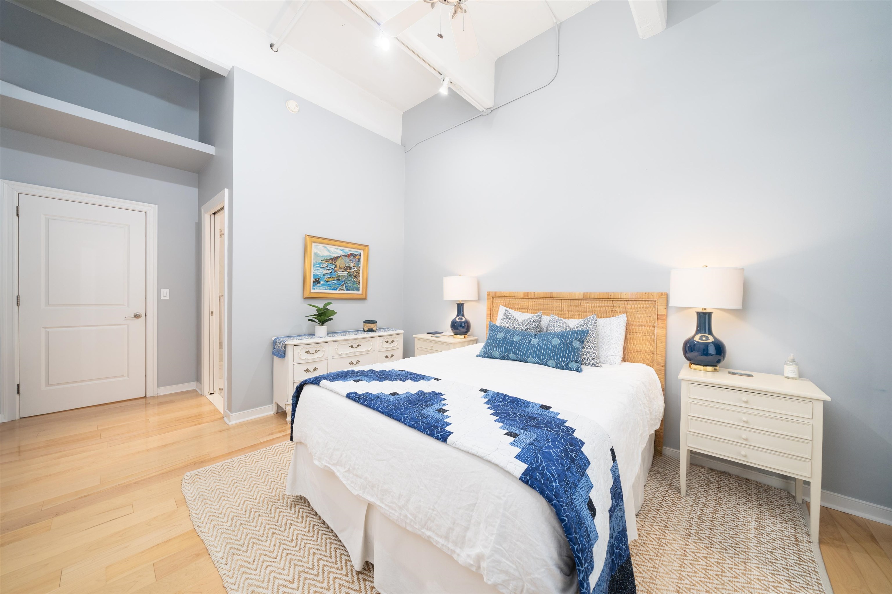 1500 WASHINGTON ST Unit: 2R