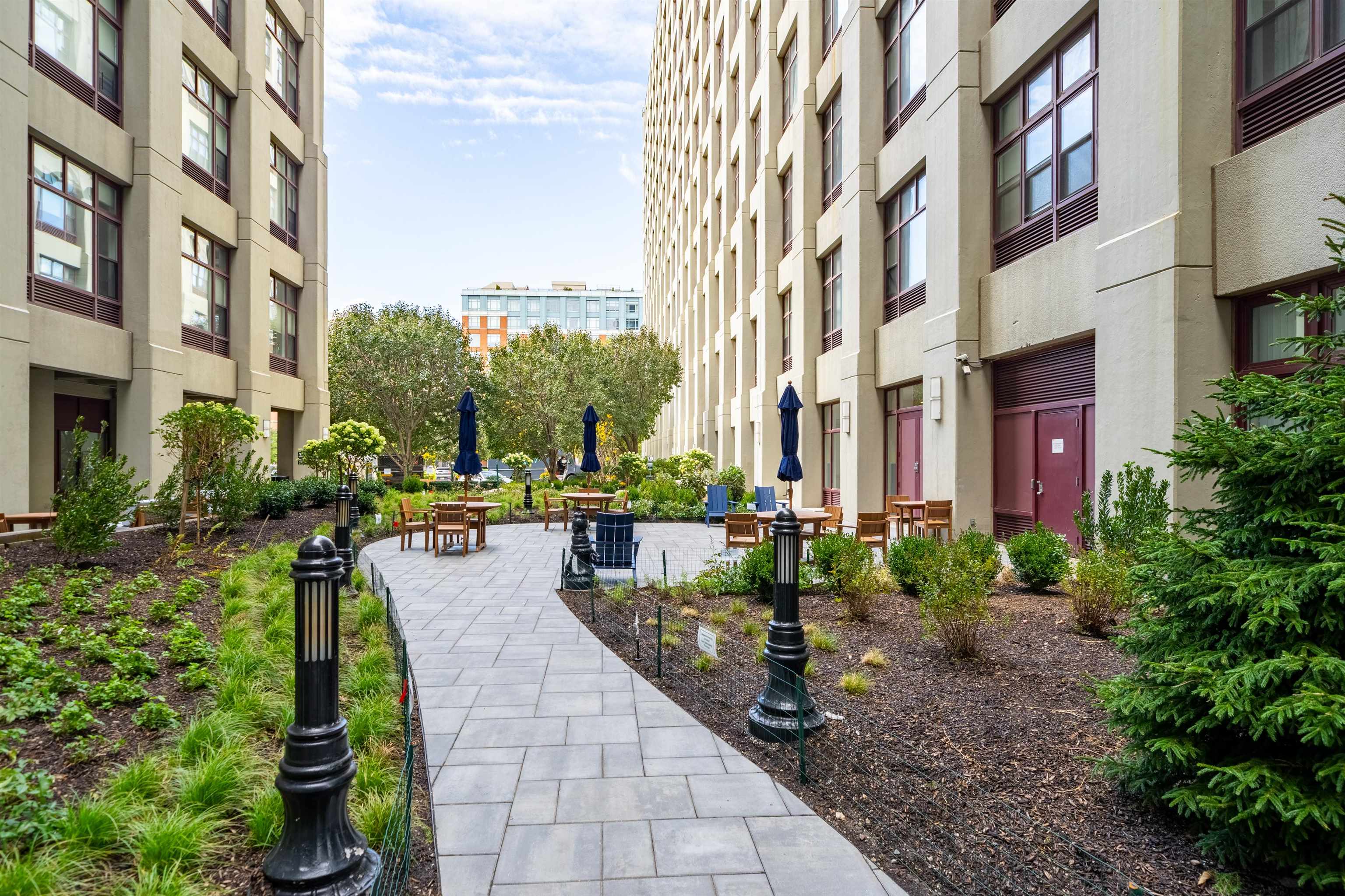 1500 WASHINGTON ST Unit: 4i