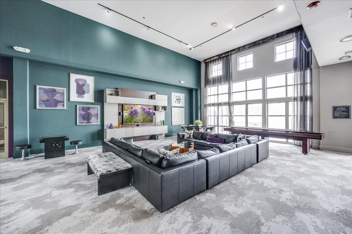 26 AVENUE AT PORT IMPERIAL Unit: 213