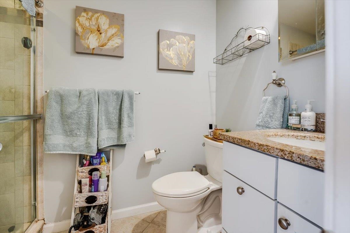 129 WILLOW AVE Unit: 4L