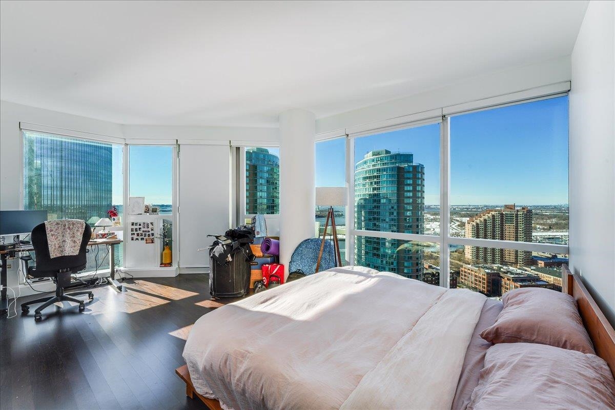 77 HUDSON ST Unit: 2809