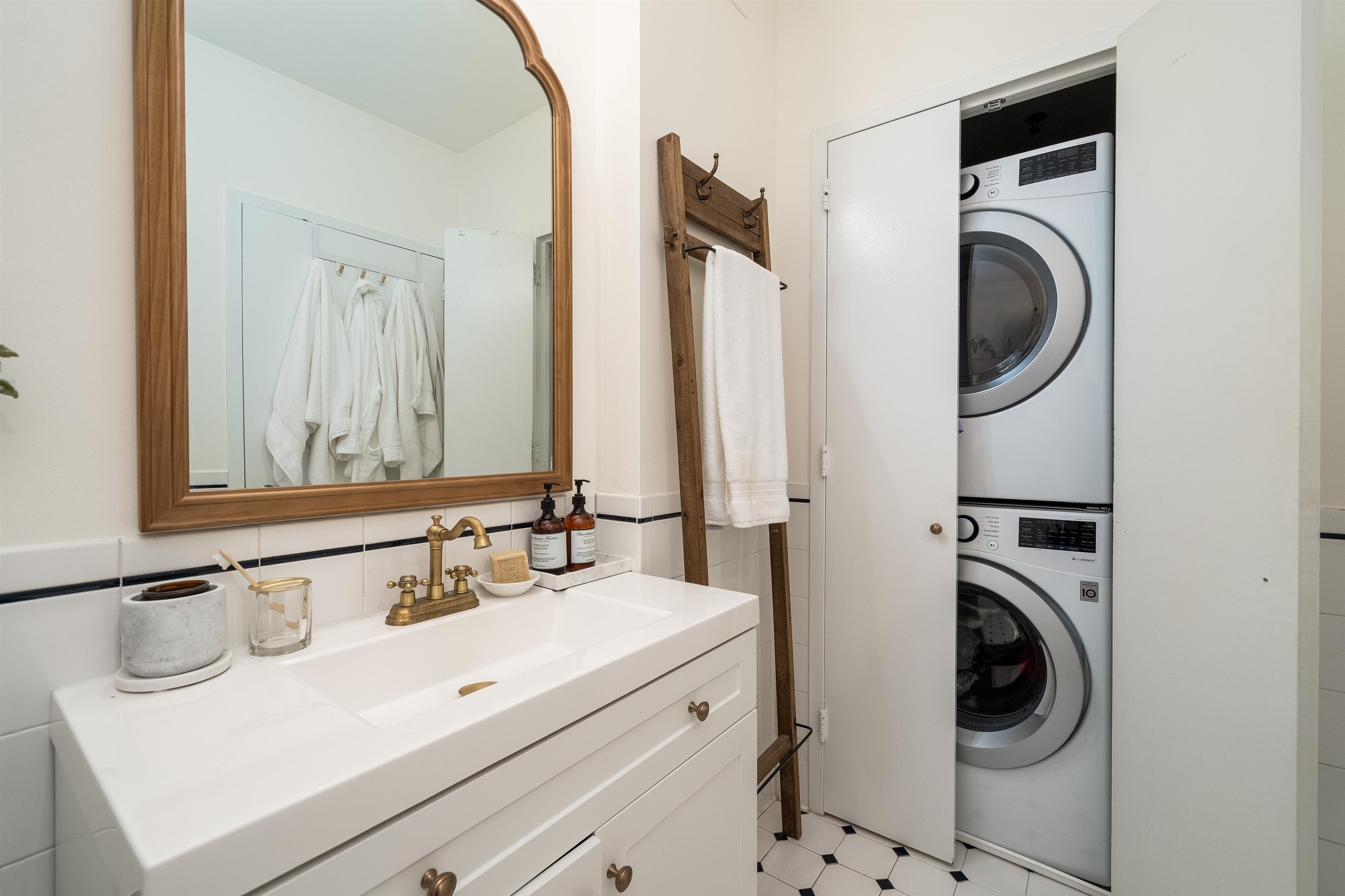 1500 WASHINGTON ST Unit: 2G