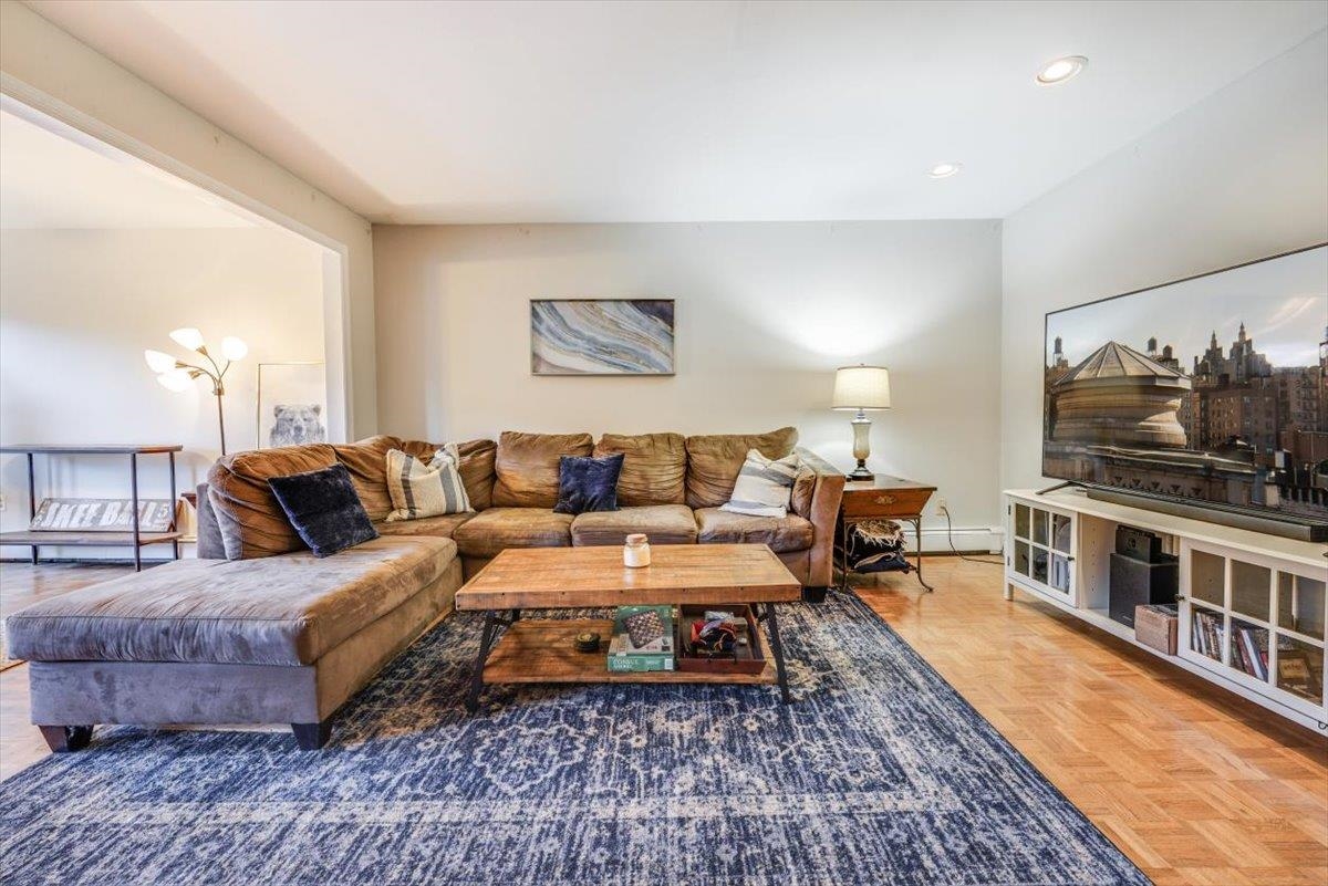 626 JEFFERSON ST Unit: B