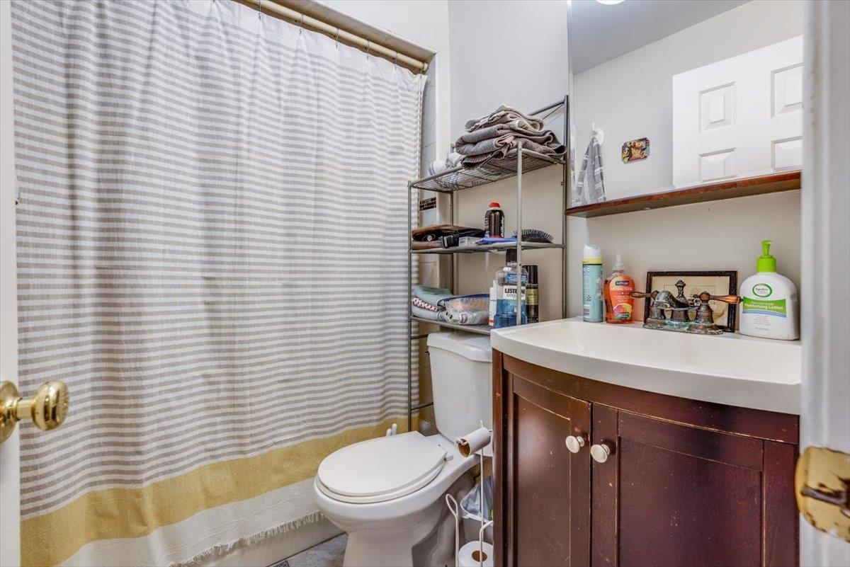 626 JEFFERSON ST Unit: B