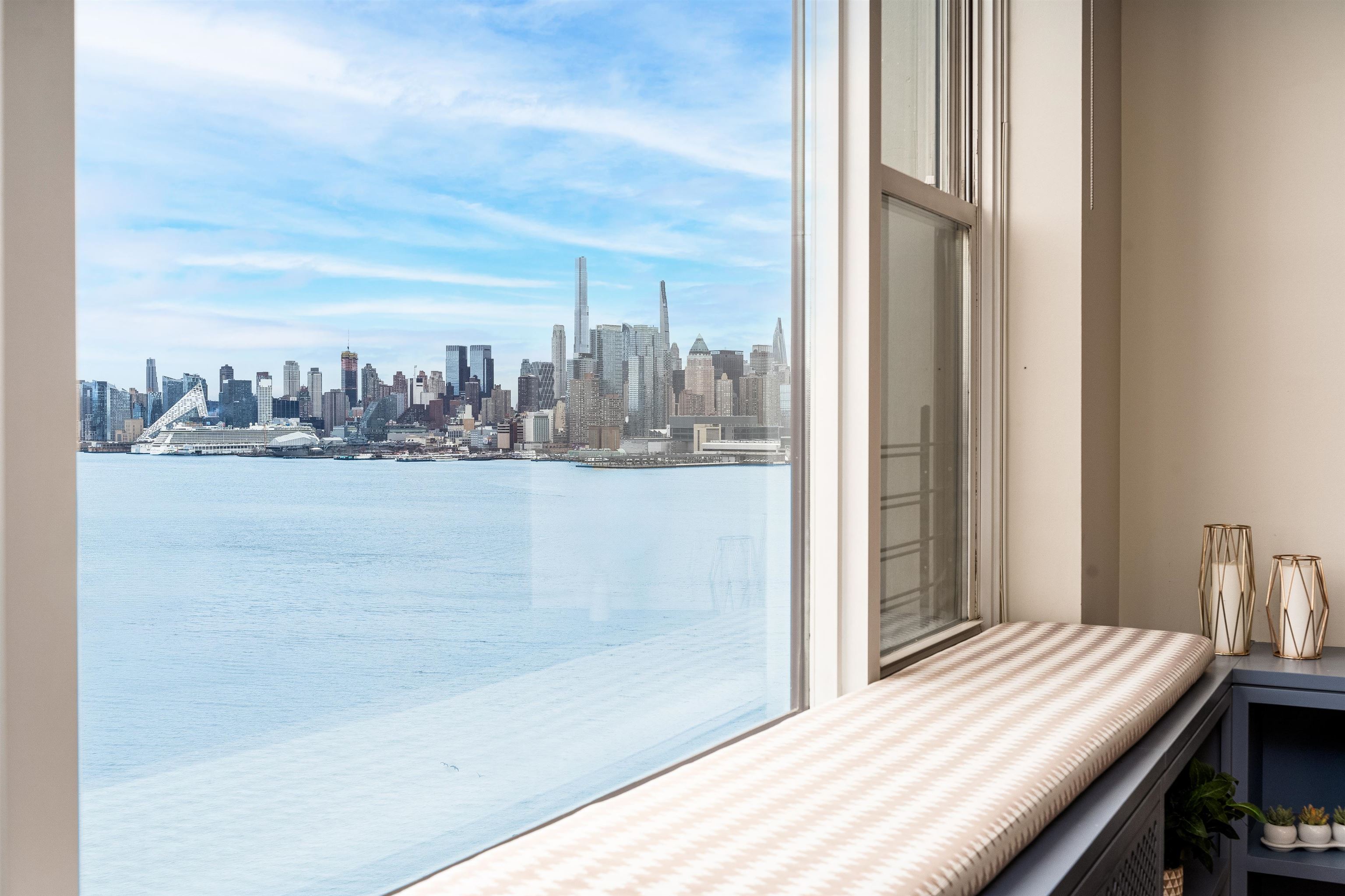 1500 WASHINGTON ST Unit: 12L