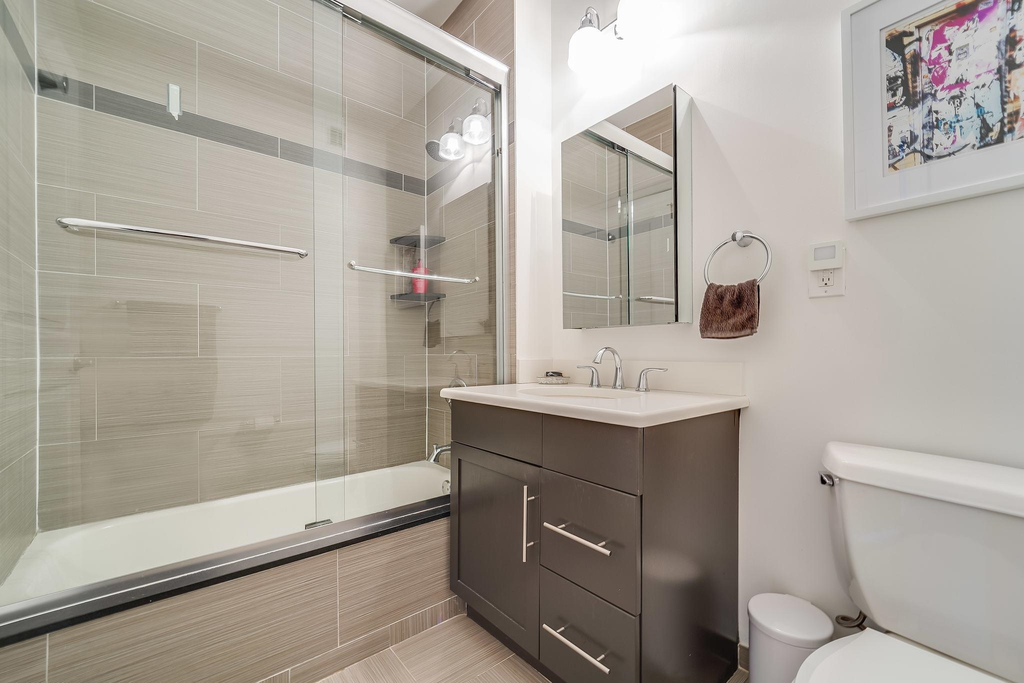 1500 HUDSON ST Unit: 4i