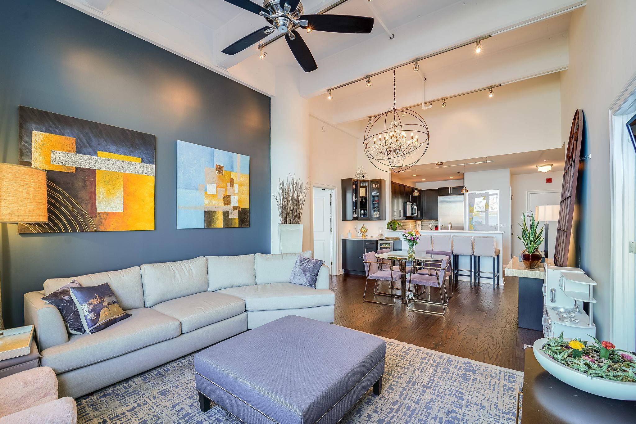 1500 HUDSON ST Unit: 4i
