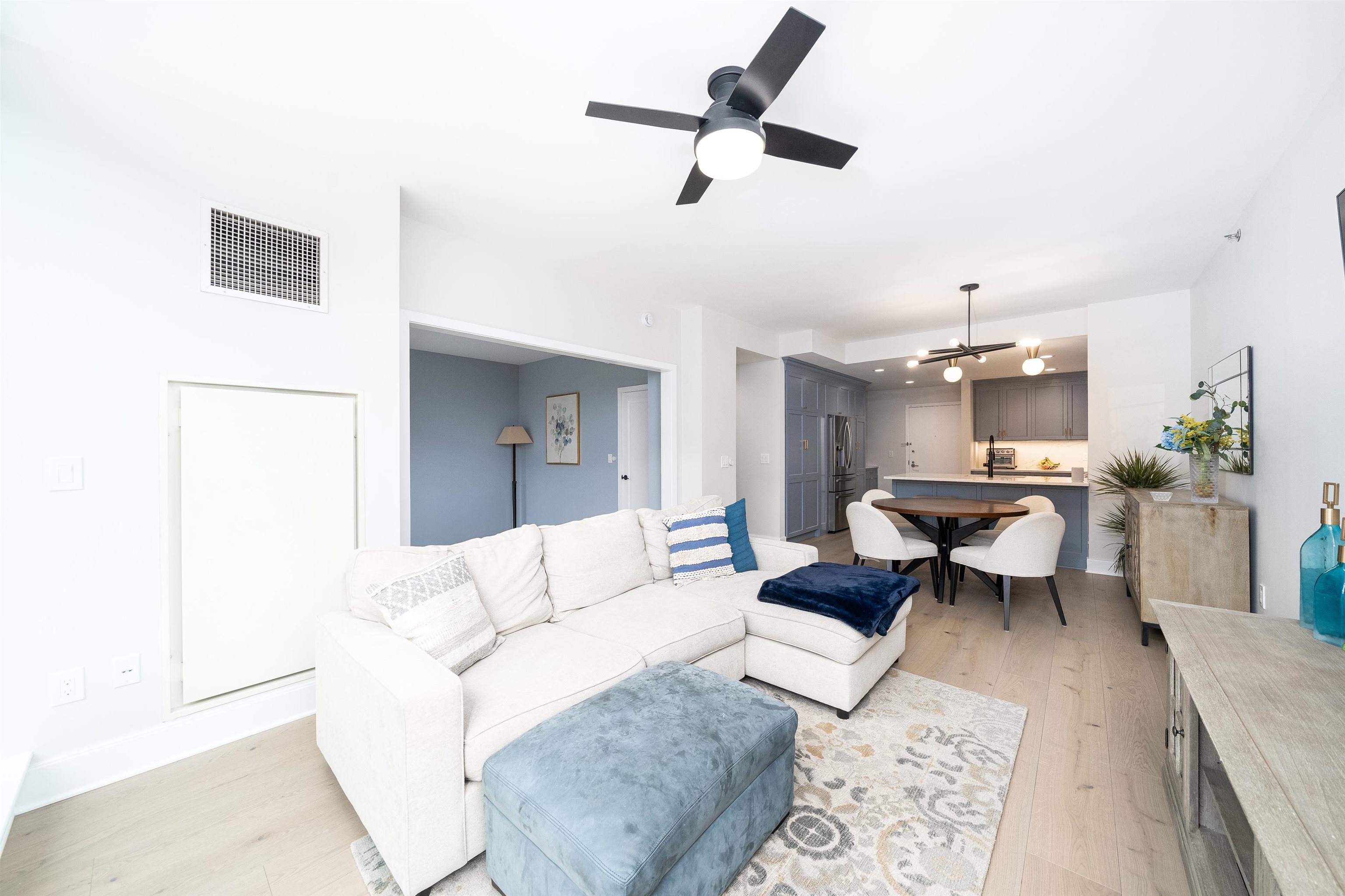 1125 MAXWELL LANE Unit: 434/436