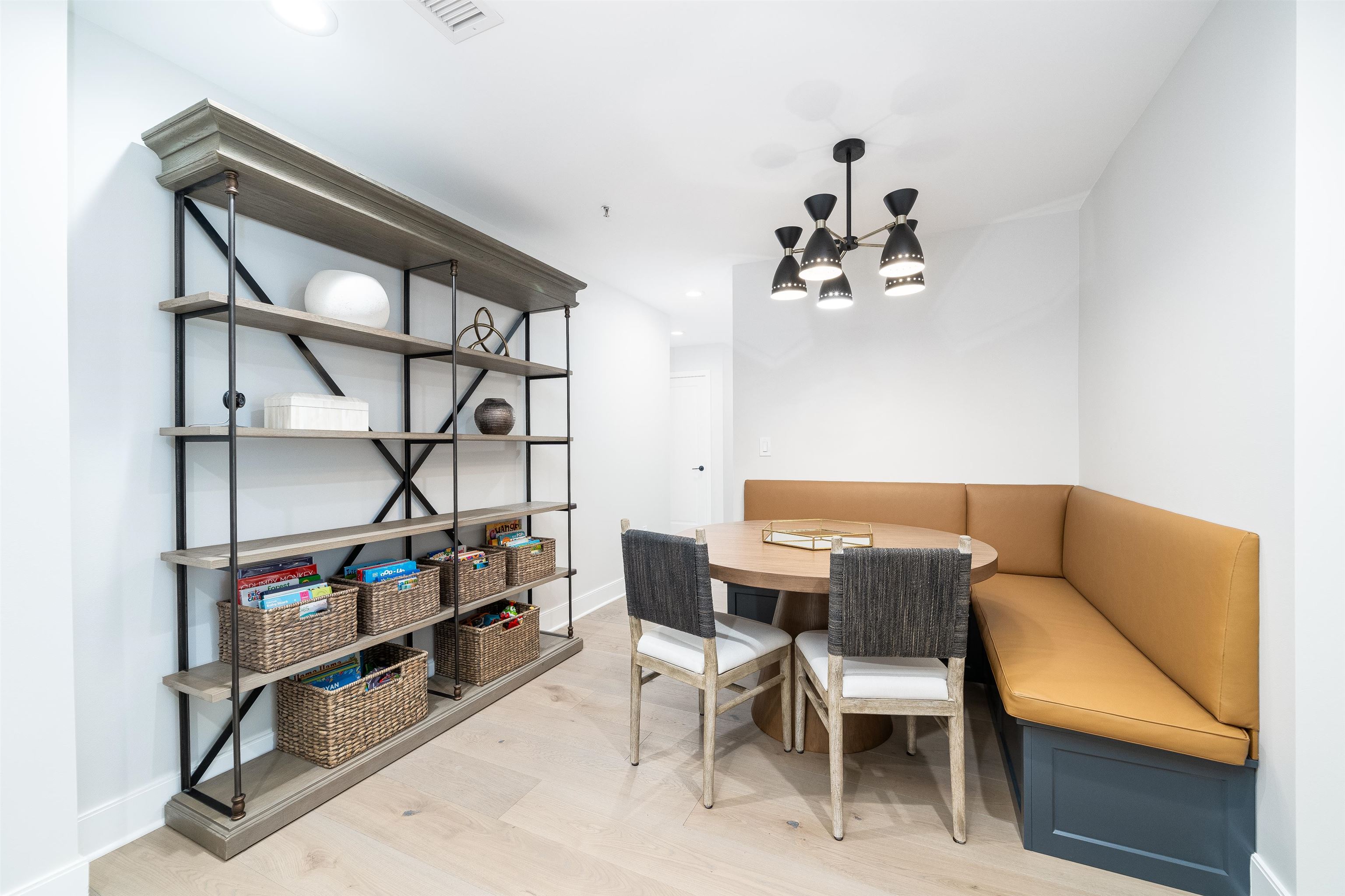 1125 MAXWELL LANE Unit: 434/436