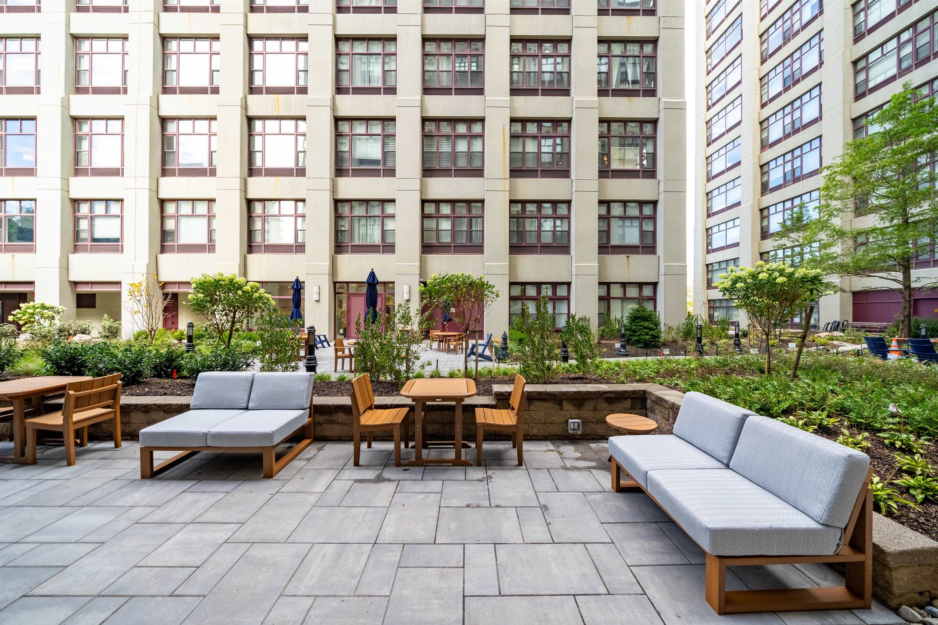 1500 WASHINGTON ST Unit: 4R