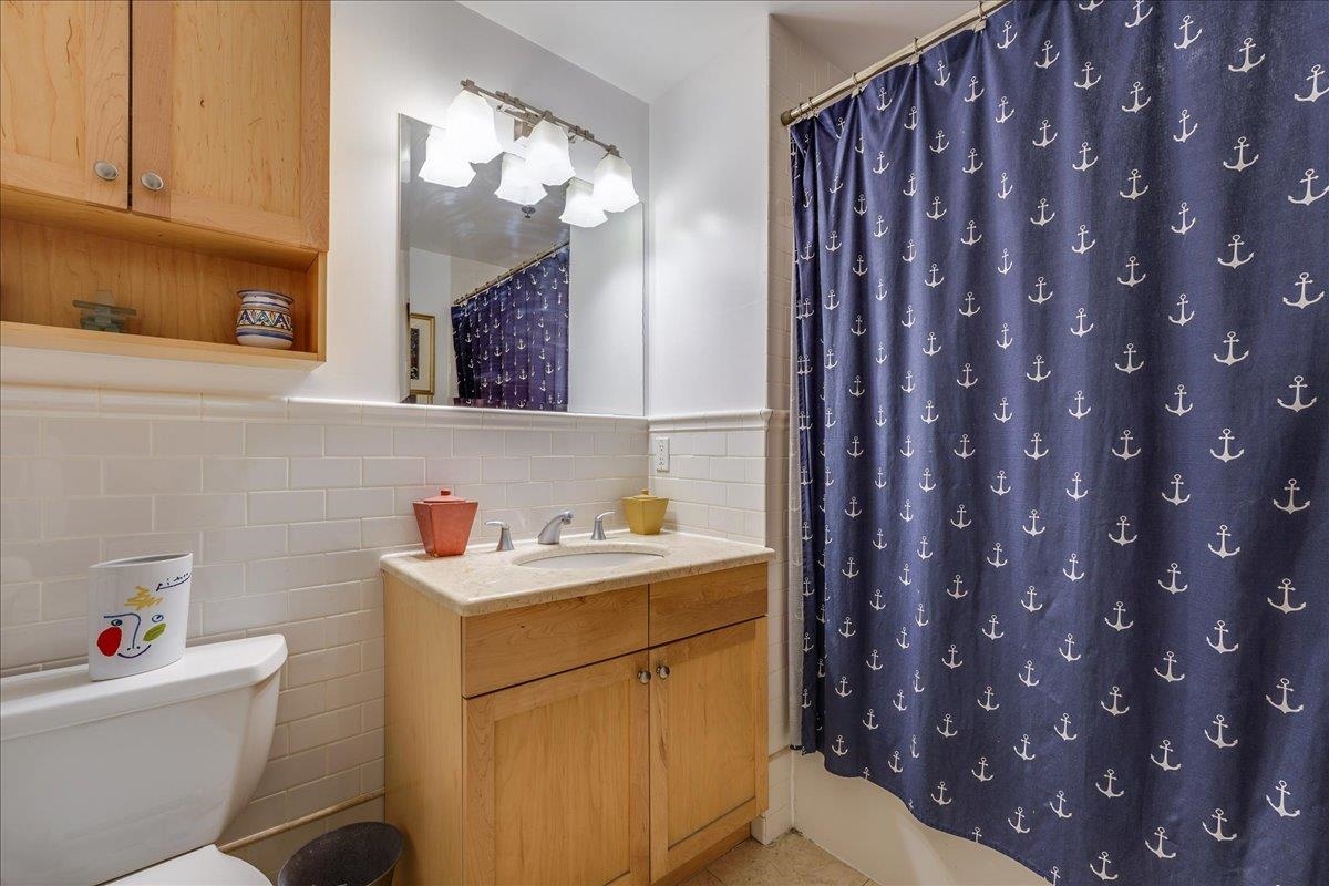 830 MONROE ST Unit: 5G