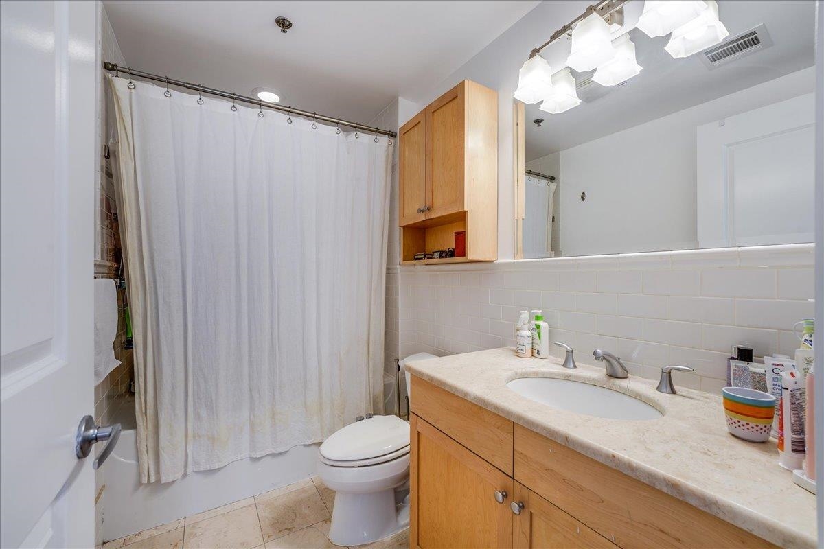830 MONROE ST Unit: 5G