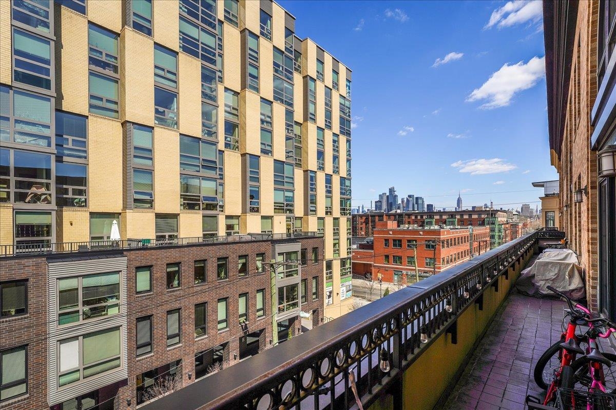 830 MONROE ST Unit: 5G