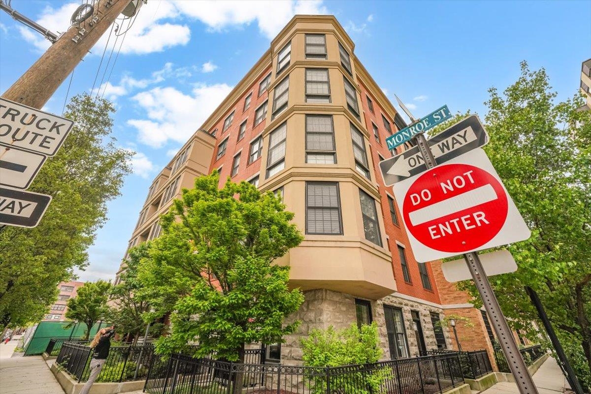 830 MONROE ST Unit: 5G
