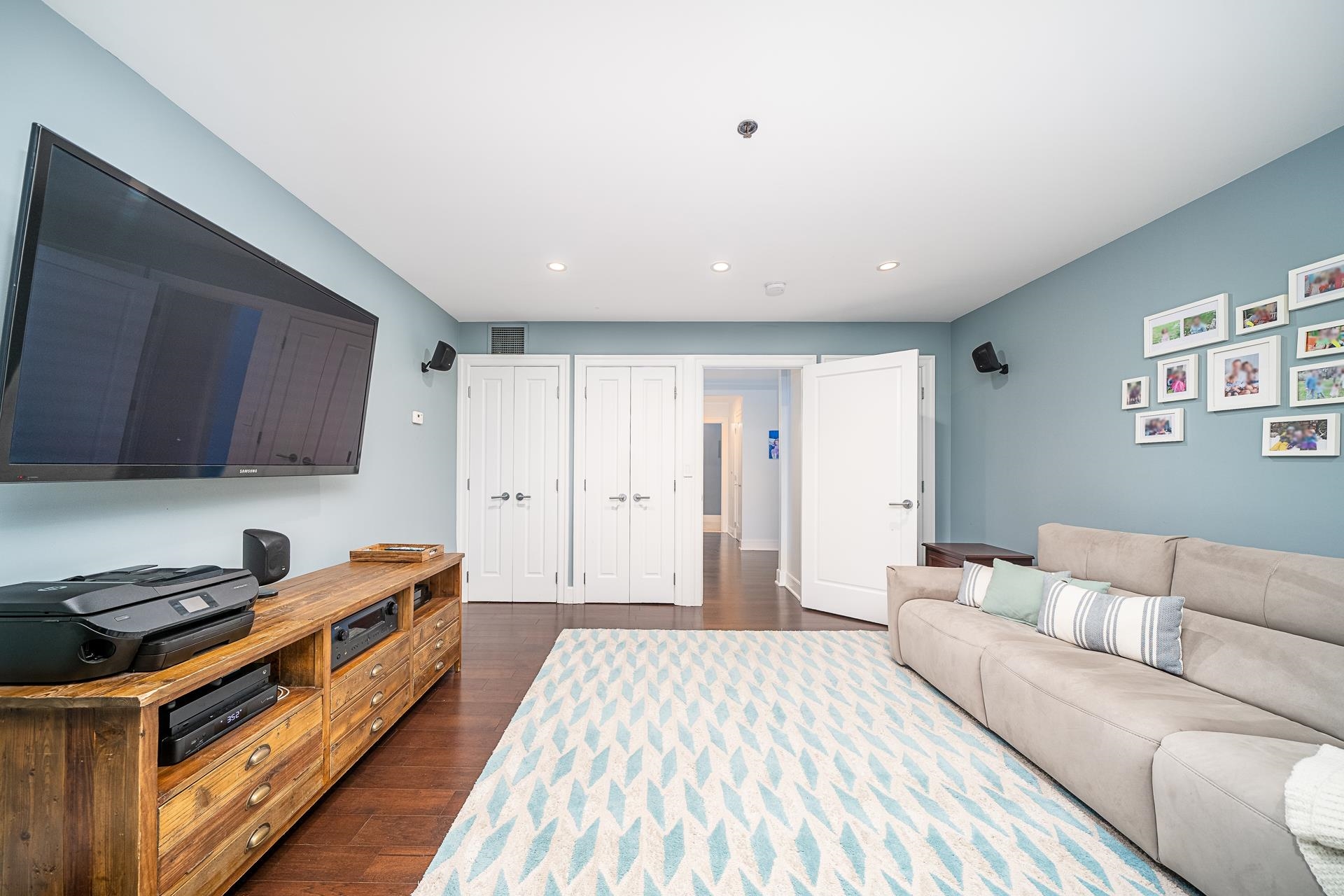 1025 MAXWELL LANE Unit: 304