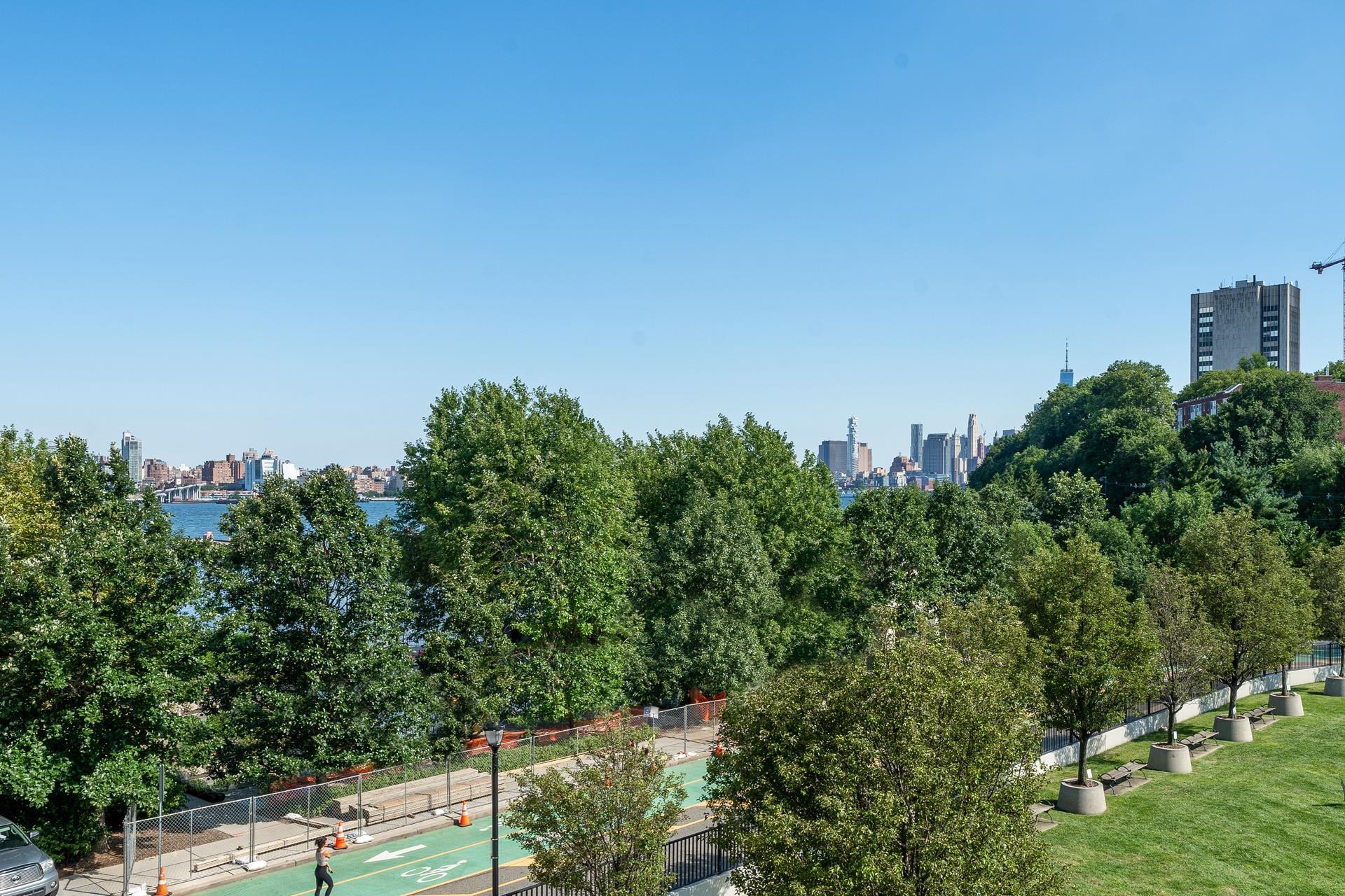 1025 MAXWELL LANE Unit: 304