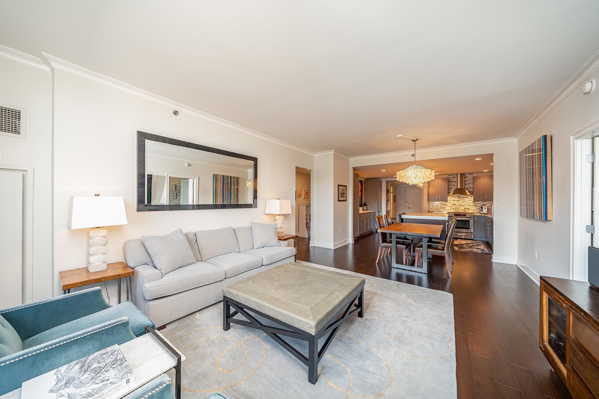 1025 MAXWELL LANE Unit: 304