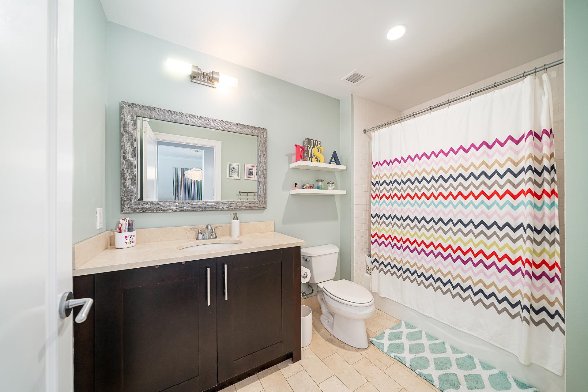 1025 MAXWELL LANE Unit: 304