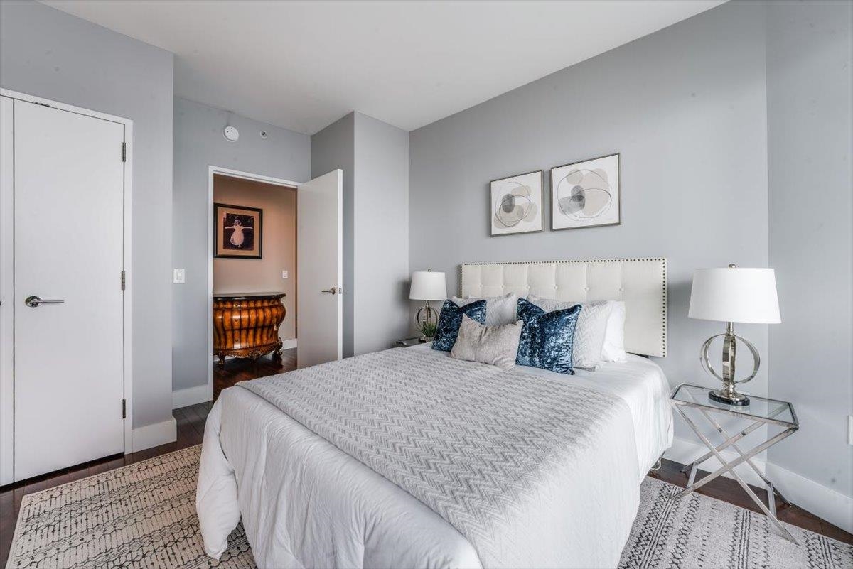 77 HUDSON ST Unit: 2410