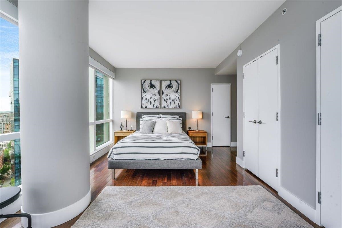 77 HUDSON ST Unit: 2410