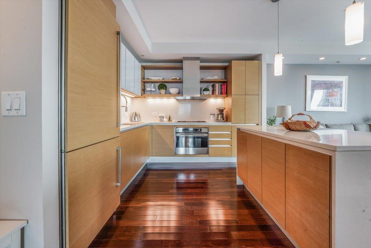 77 HUDSON ST Unit: 2410