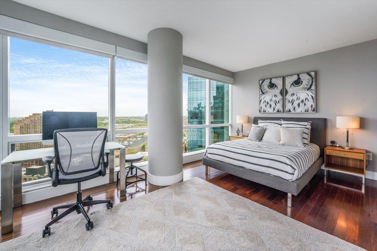77 HUDSON ST Unit: 2410