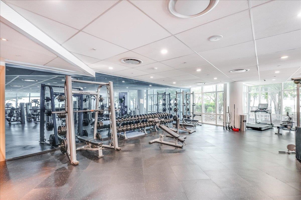 77 HUDSON ST Unit: 2410