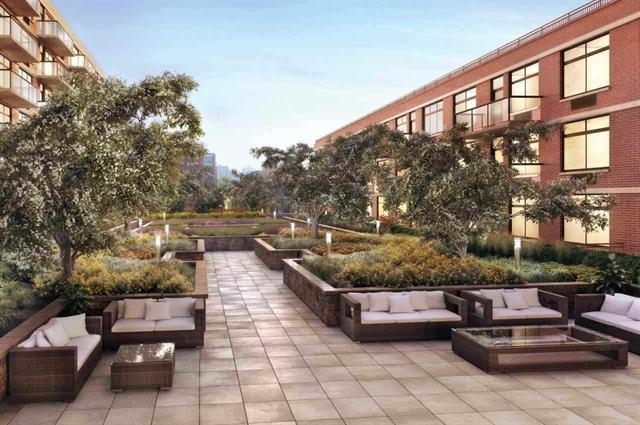1400 HUDSON ST Unit: 404