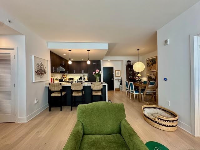 1400 HUDSON ST Unit: 404